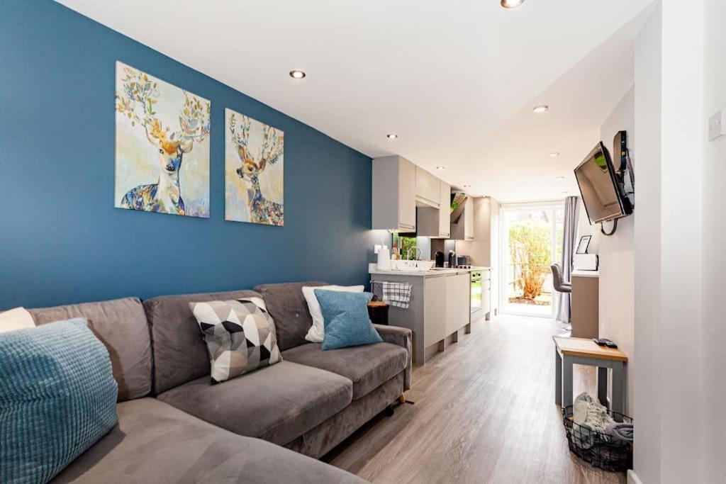 One Bedroom Apartment, Driveway, Bracknell Centre מראה חיצוני תמונה
